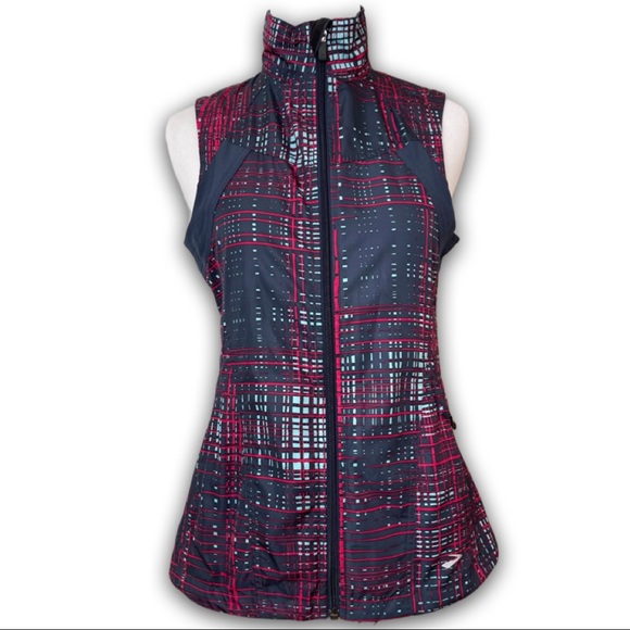 Brooks Running Shelter Technology Vest  XS - Picture 3 of 14